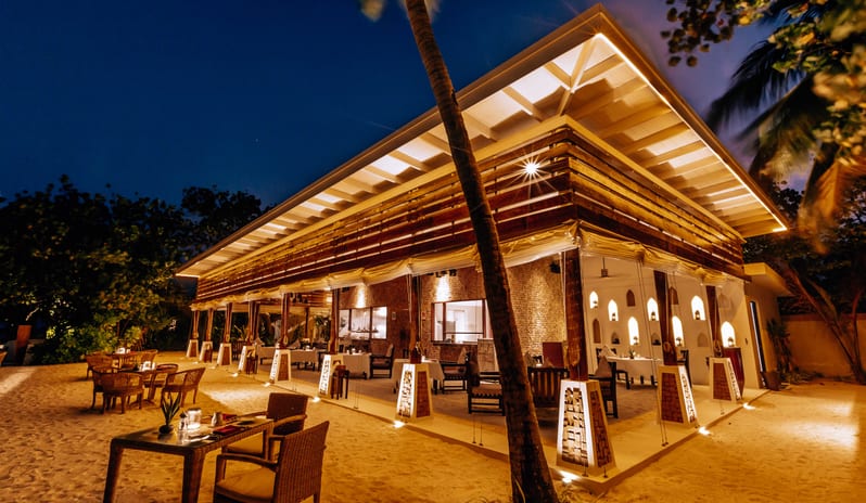 OZEN RESERVE BOLIFUSHI, SANGU Beach Exterior View